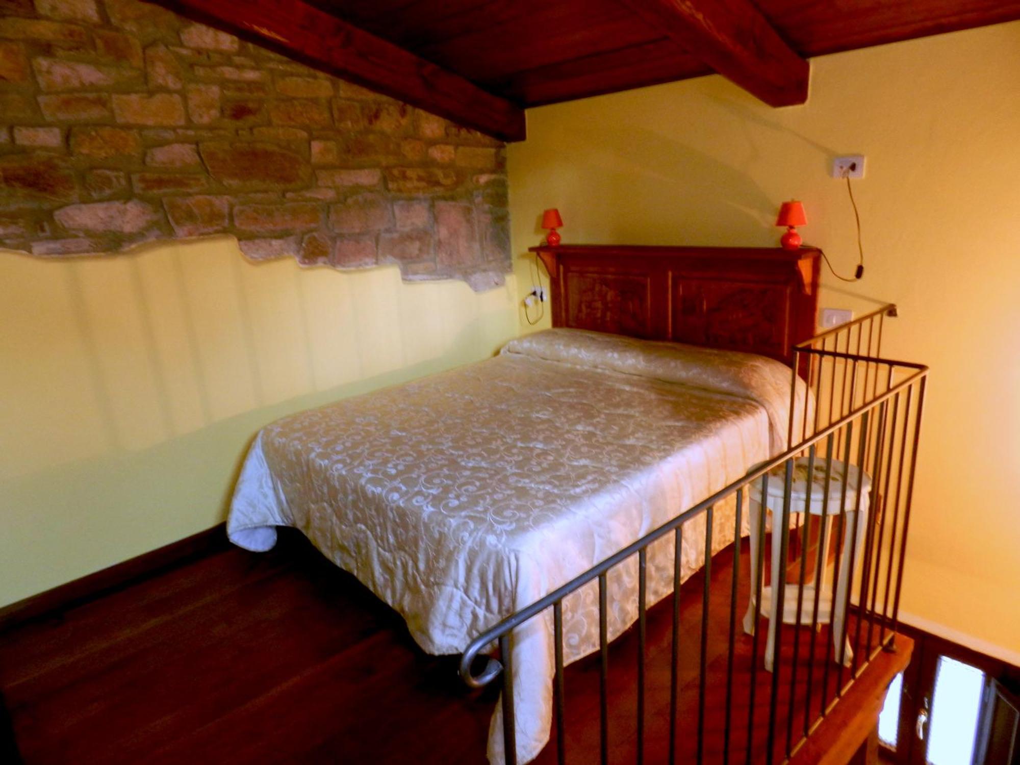 Agriturismo Vezzano Chiusi della Verna Δωμάτιο φωτογραφία